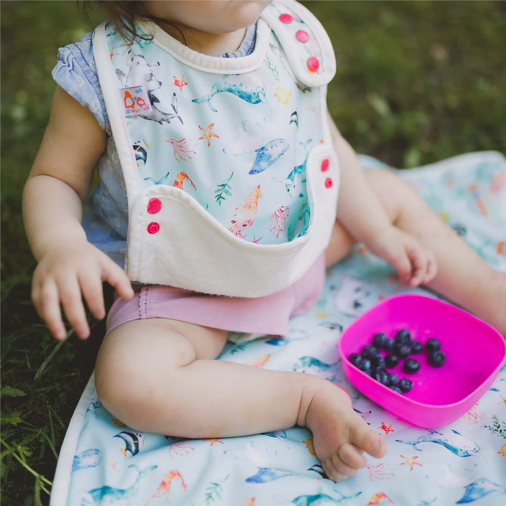 Bibs: A Complete Guide to This Essential for New Parents