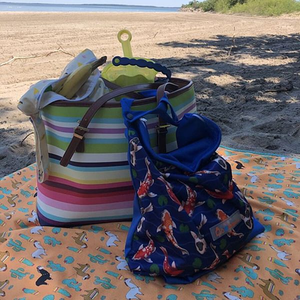 7 Things You Need to Pack the Perfect Beach Bag