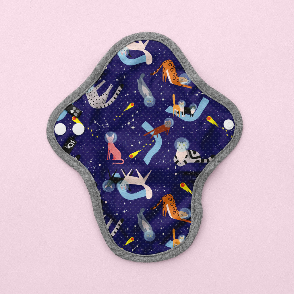 HyPsActiveLinerSpaceCatsBack001