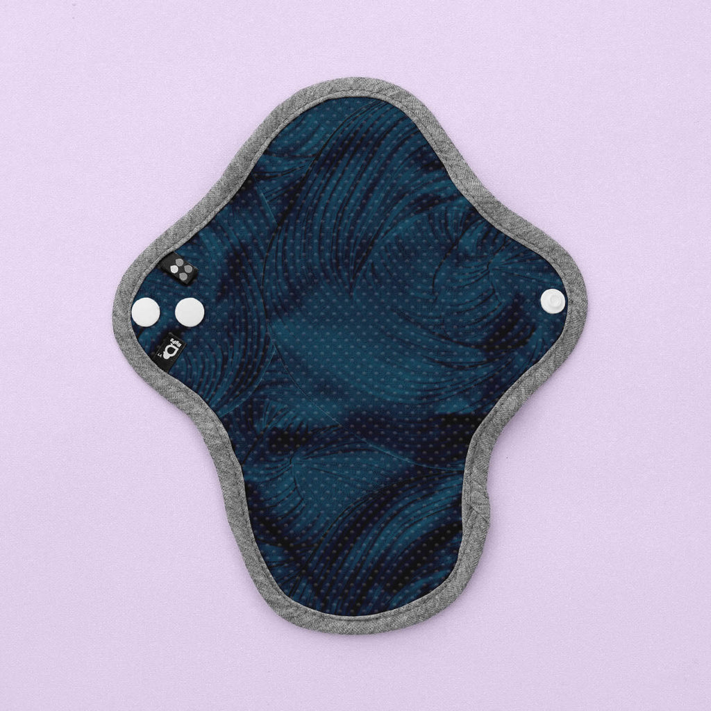 HyPsActiveLinerSwirlsOuttoSeaBack001