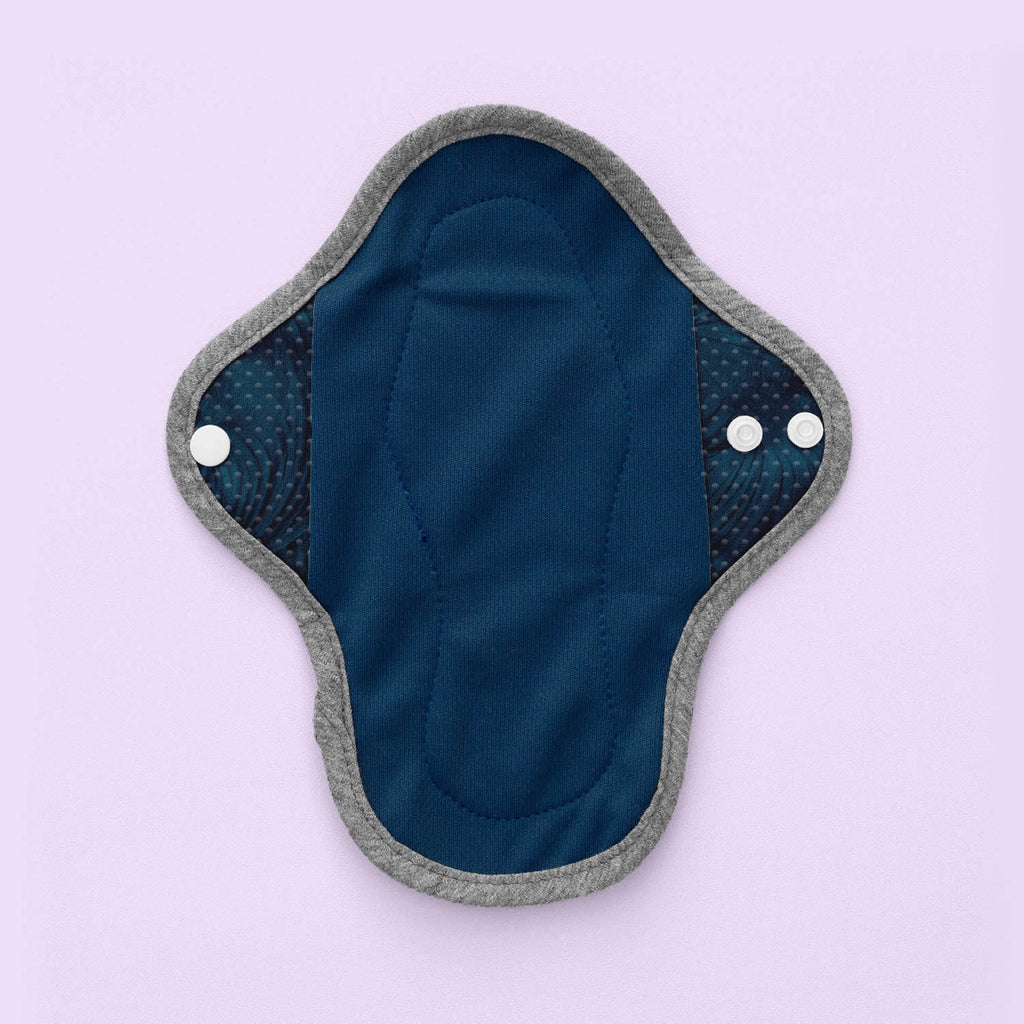 HyPsActiveLinerSwirlsOuttoSeaFront001