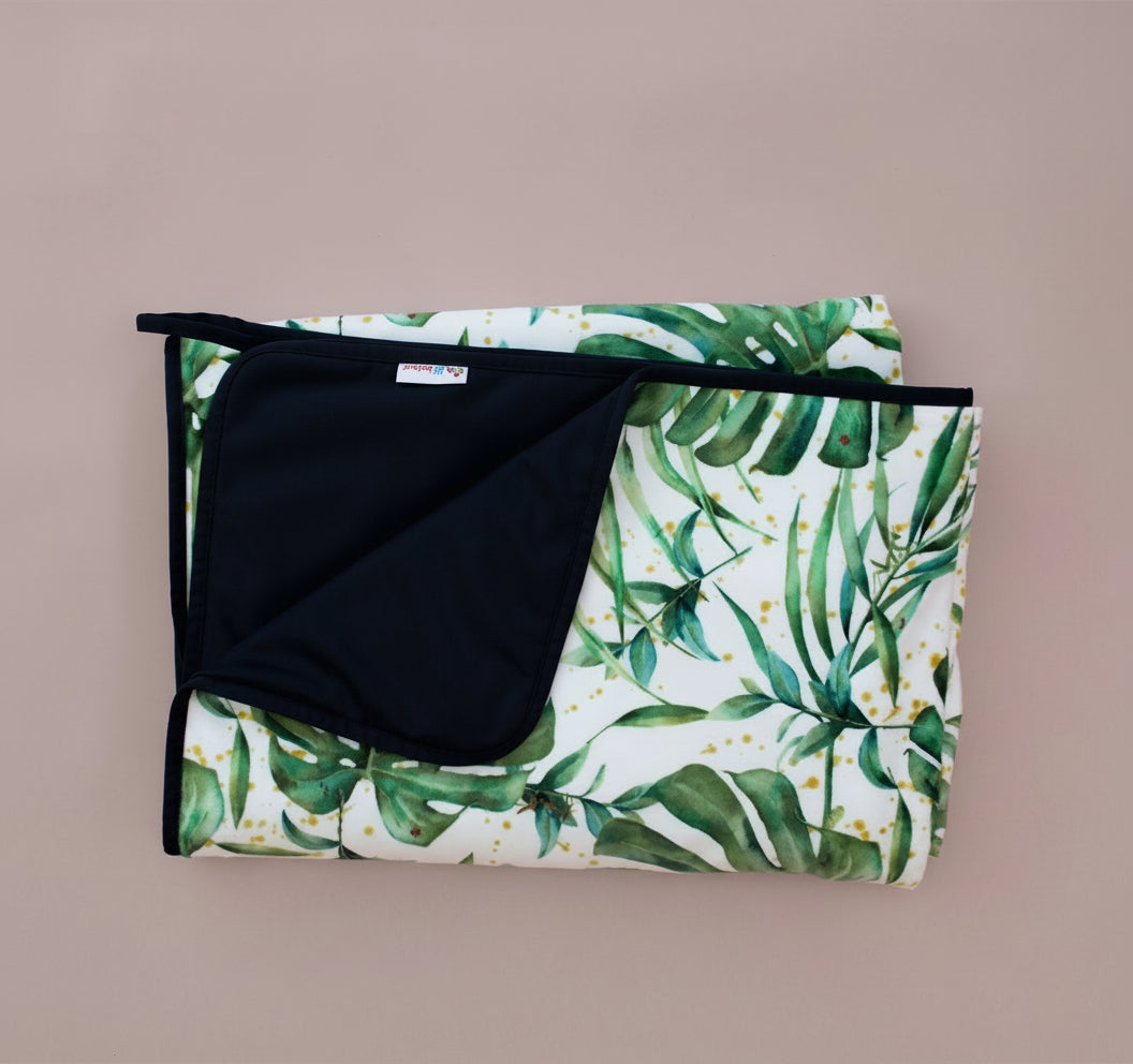 Lifesaver Lush Mat – Absorbent & Waterproof Blanket for Every Need