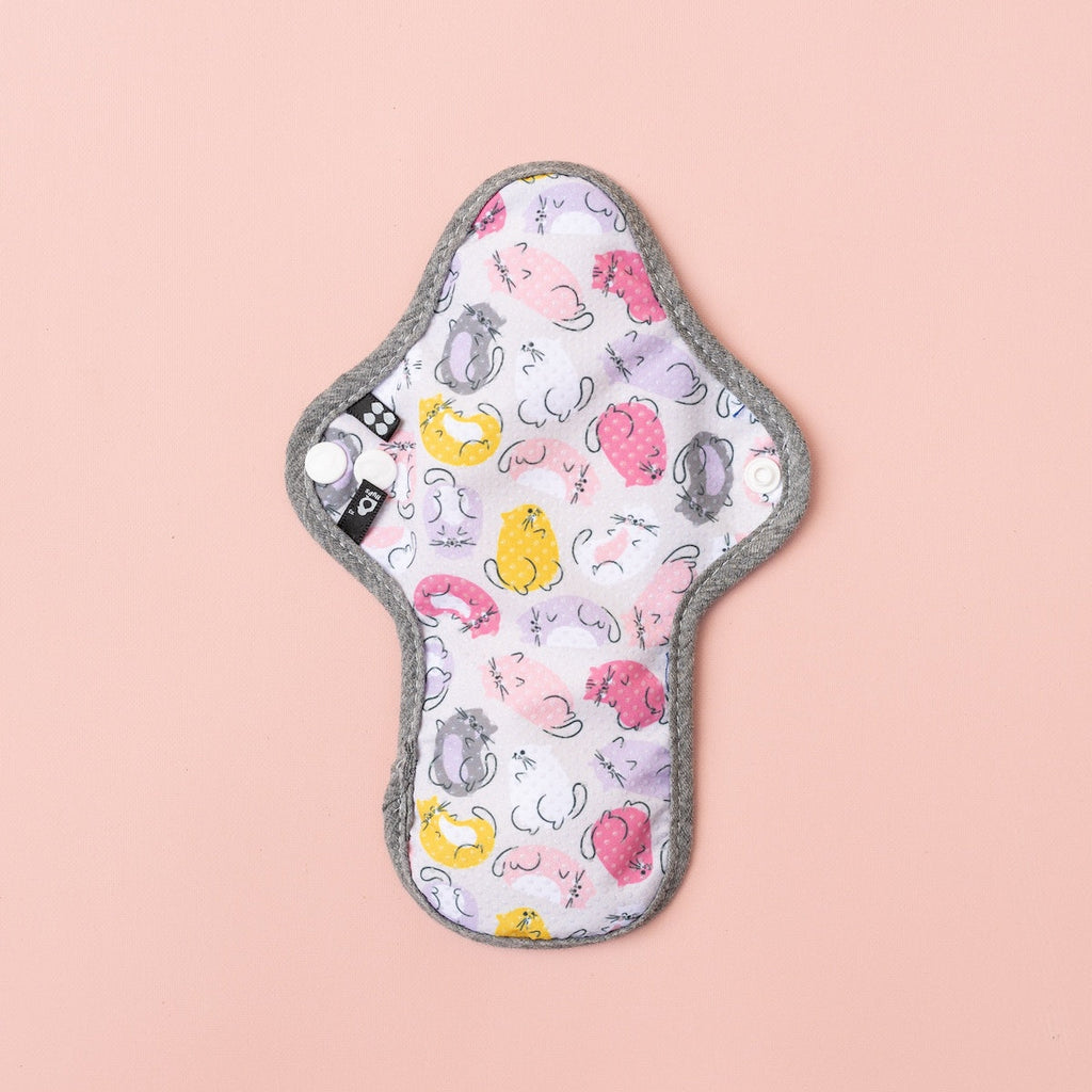 Image for HyPs Teen Reusable Pads - size Heavy, design Jelly Kitties