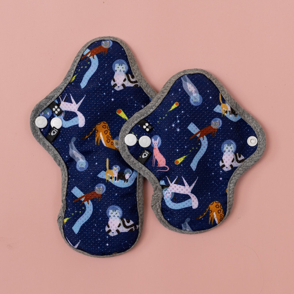 Image for HyPs Teen Reusable Pads - size Heavy, design Space Cats